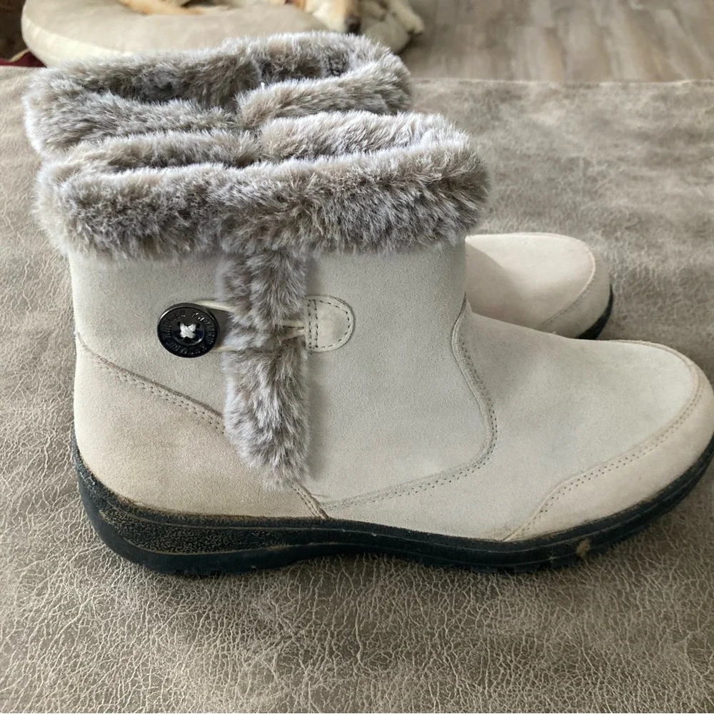 Khombu Iris Suede Winter Boot